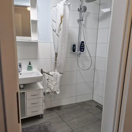 Lejlighed Neubau Mit Kueche, Tv In Der Naehe Von Aachen Alsdorf
