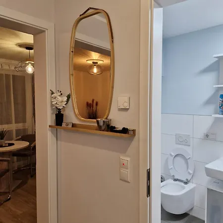 Neubau Mit Kueche, Tv In Der Naehe Von Aachen アパート