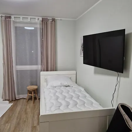 Neubau Mit Kueche, Tv In Der Naehe Von Aachen アパート アルスドルフ