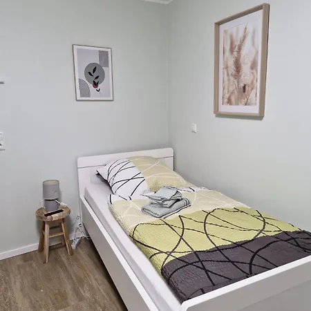 Neubau Mit Kueche, Tv In Der Naehe Von Aachen アパート *