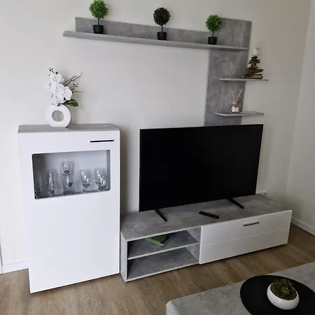 アパート Neubau Mit Kueche, Tv In Der Naehe Von Aachen アルスドルフ