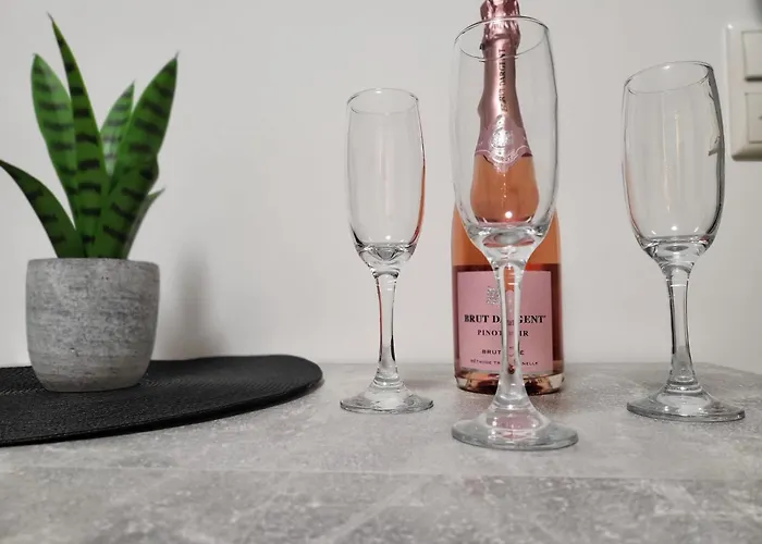 Neubau Mit Kueche, Tv In Der Naehe Von Aachen Appartement Alsdorf