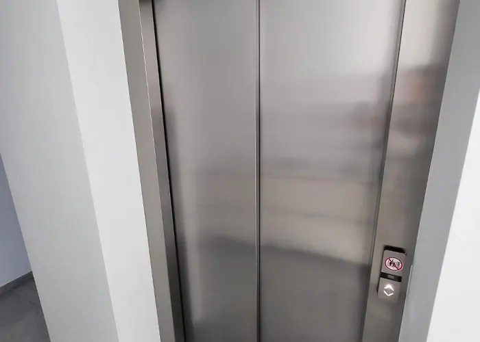 Neubau Mit Kueche, Tv In Der Naehe Von Aachen *