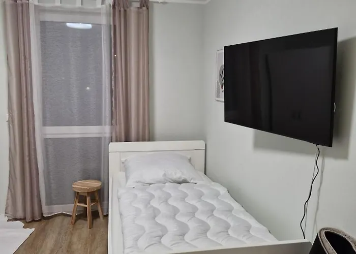 Neubau Mit Kueche, Tv In Der Naehe Von Aachen Appartement Alsdorf